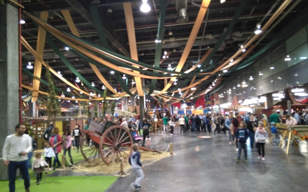 Entrada al pabellón de Expojove