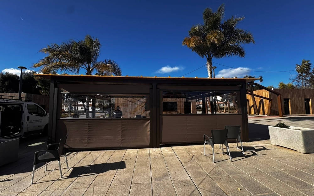 NUEVA PÉRGOLA EN PLAZA DE LA CONCORDIA