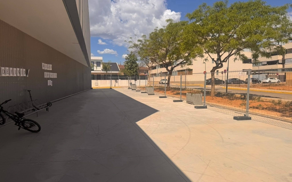 CERRAMIENTO PARA EL CENTRO EDUCATIVO