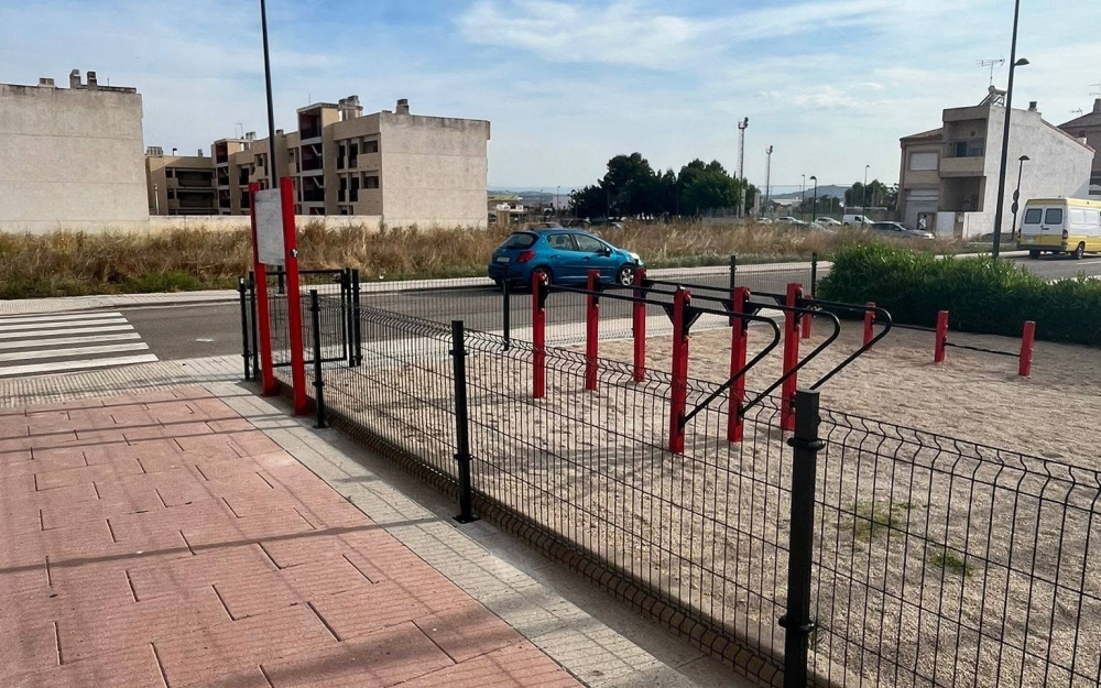 NUEVO VALLADO PARA EL PARQUE DE CALISTENIA