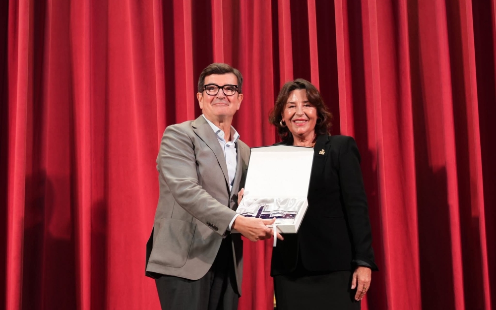 HOMENAJE A LOS VOLUNTARIOS DE LA DANA 1