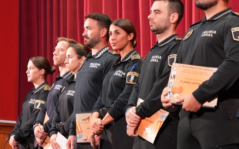 HOMENAJE A LOS VOLUNTARIOS DE LA DANA 4