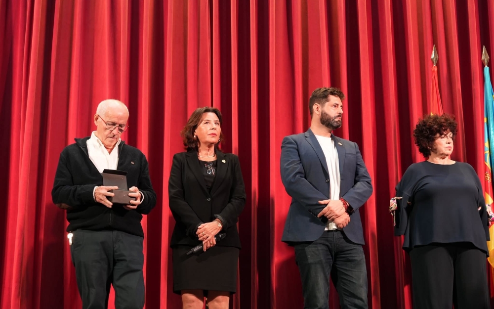 HOMENAJE A LOS VOLUNTARIOS DE LA DANA 5