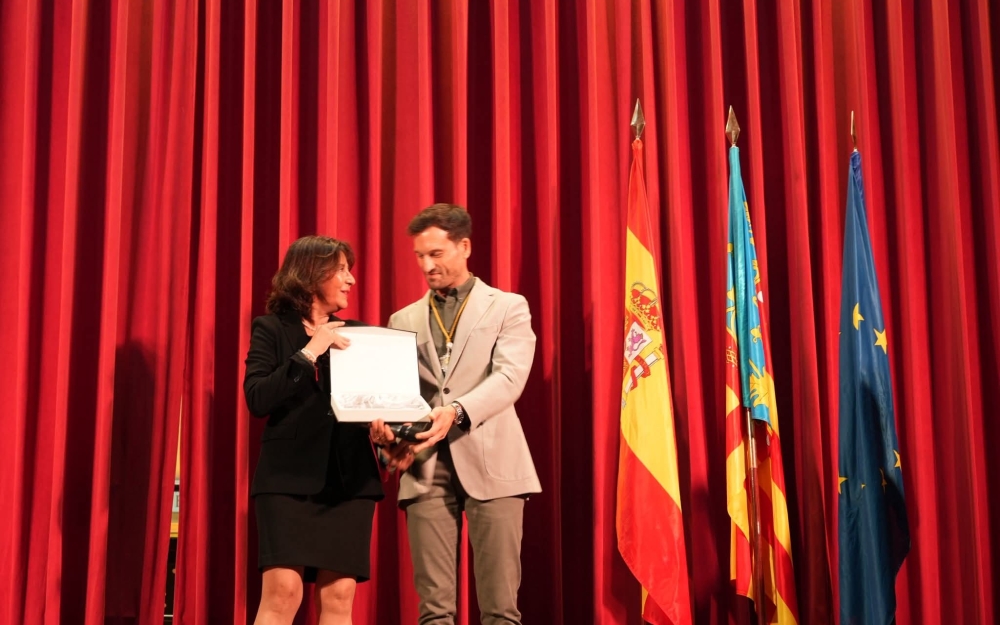 HOMENAJE A LOS VOLUNTARIOS DE LA DANA 7