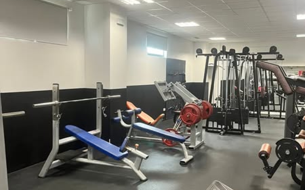 REABRE EL GIMNASIO MUNICIPAL 2