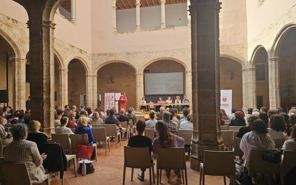 RECONOCIMIENTO A LOS PROFESIONALES DEL SISTEMA PÚBLICO DE SERVICIOS SOCIALES 4